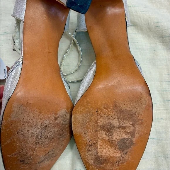 Vintage Amano Silver T-Strap Heels! - Picture 8 of 8
